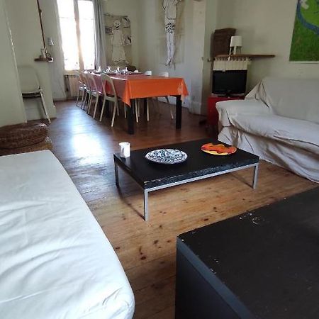 Grande Maison Ancienne Simple Et Spacieuse. 维琪 外观 照片