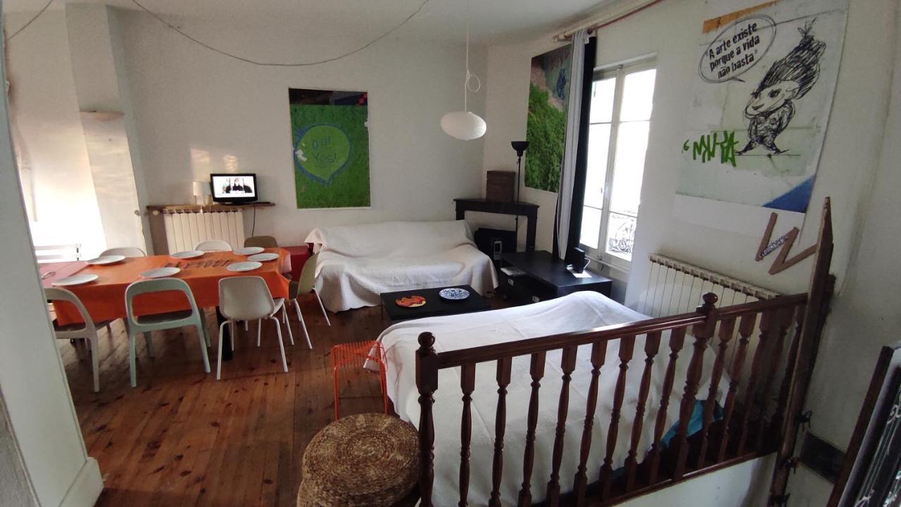 Grande Maison Ancienne Simple Et Spacieuse. 维琪 外观 照片